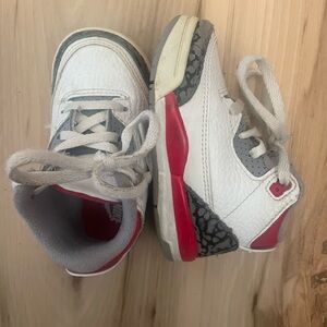 Nike Kids White and Red Sneakers